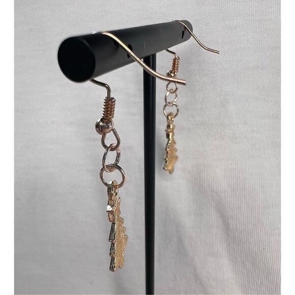 Handmade Green and Red Christmas Tree Dangly Earrings - Picture 3 of 4